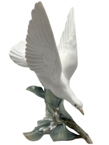 LLADRO PORCELAIN TURTLE DOVE FIGURINE 11"