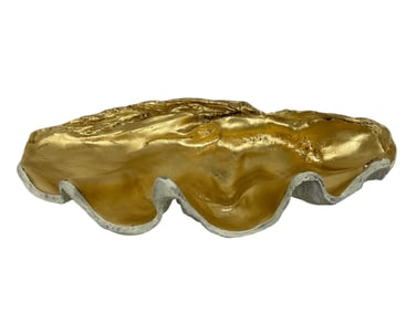 LARGE GOLDEN CLAM SHELL STYLE BOWL 20"