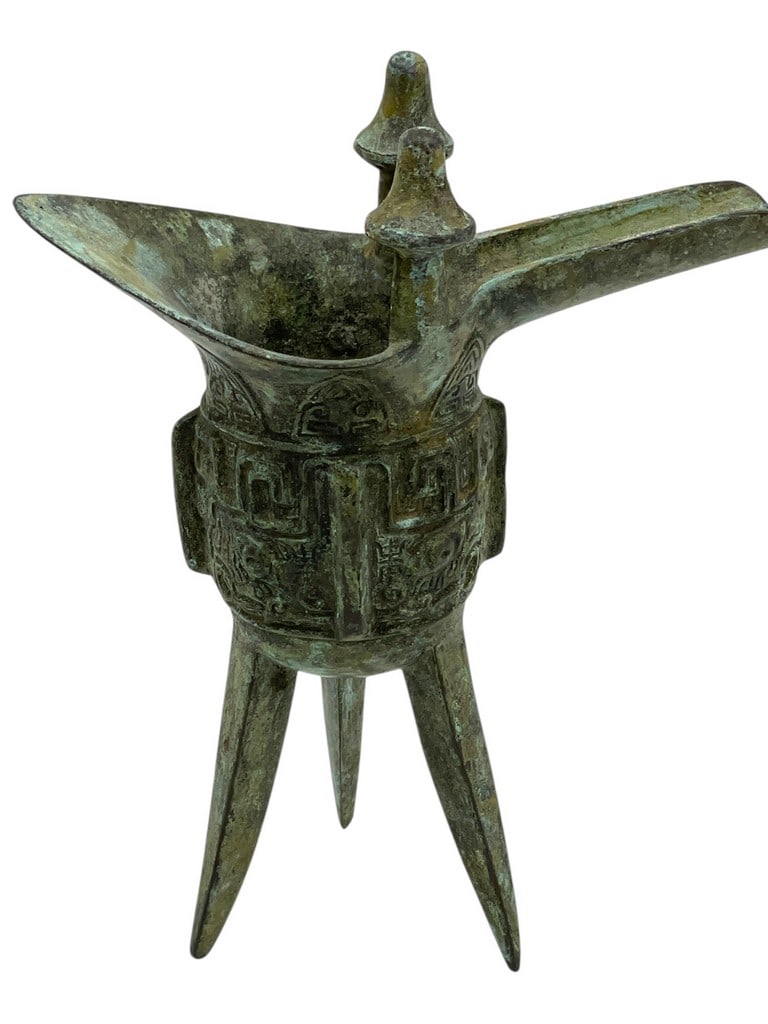 ARCHAIC STYLE CHINESE BRONZE LIBATION VESSEL 8" (1 of 8)