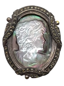 VINTAGE CAMEO & MARCASITE BROOCH 1.75"