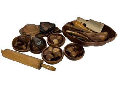 LARGE MIXED LOT OF MONKEY POD KITCHEN WARE