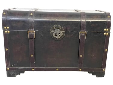 BLACK LEATHERBOUND DOME TOP STEAMER TRUNK 28"