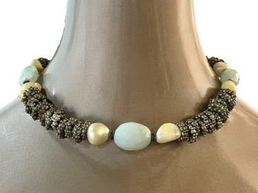 MDUP CHUNKY BEADED STATEMENT NECKLACE