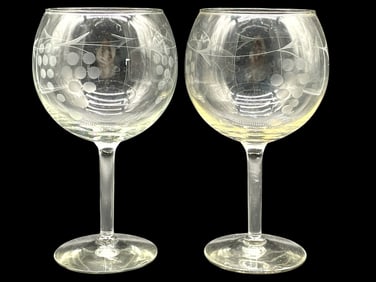 PAIR OF ETCHED GLASS WINE GOBLETS W/ GRAPE MOTIF