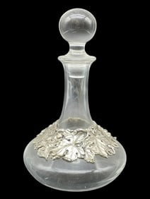 ARTHUR COURT GRAPE LEAVES WINE DECANTER 10"