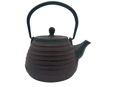 TRADITIONAL JAPANESE CAST IRON TEAPOT 4"