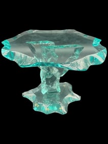 LUCITE ACRYLIC SCULPTURAL 7.5"