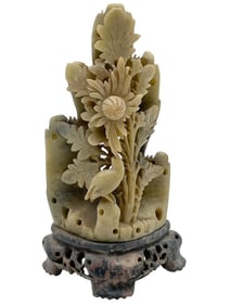 CHINESE SOAPSTONE SCULPTURE 6"