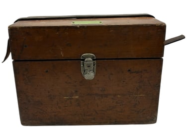 ANTIQUE SURVEYOR’S TRANSIT LEVEL 11"