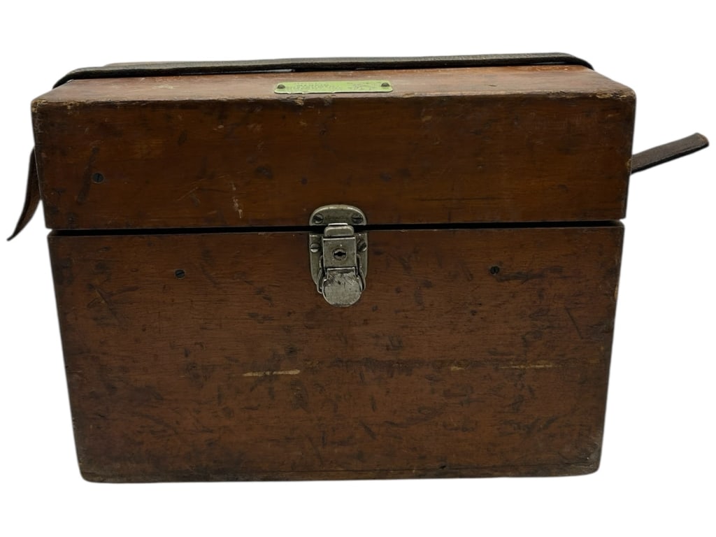 ANTIQUE SURVEYOR’S TRANSIT LEVEL 11" (1 of 6)