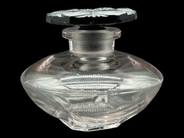 VINTAGE BACCARAT PERFUME BOTTLE 2"