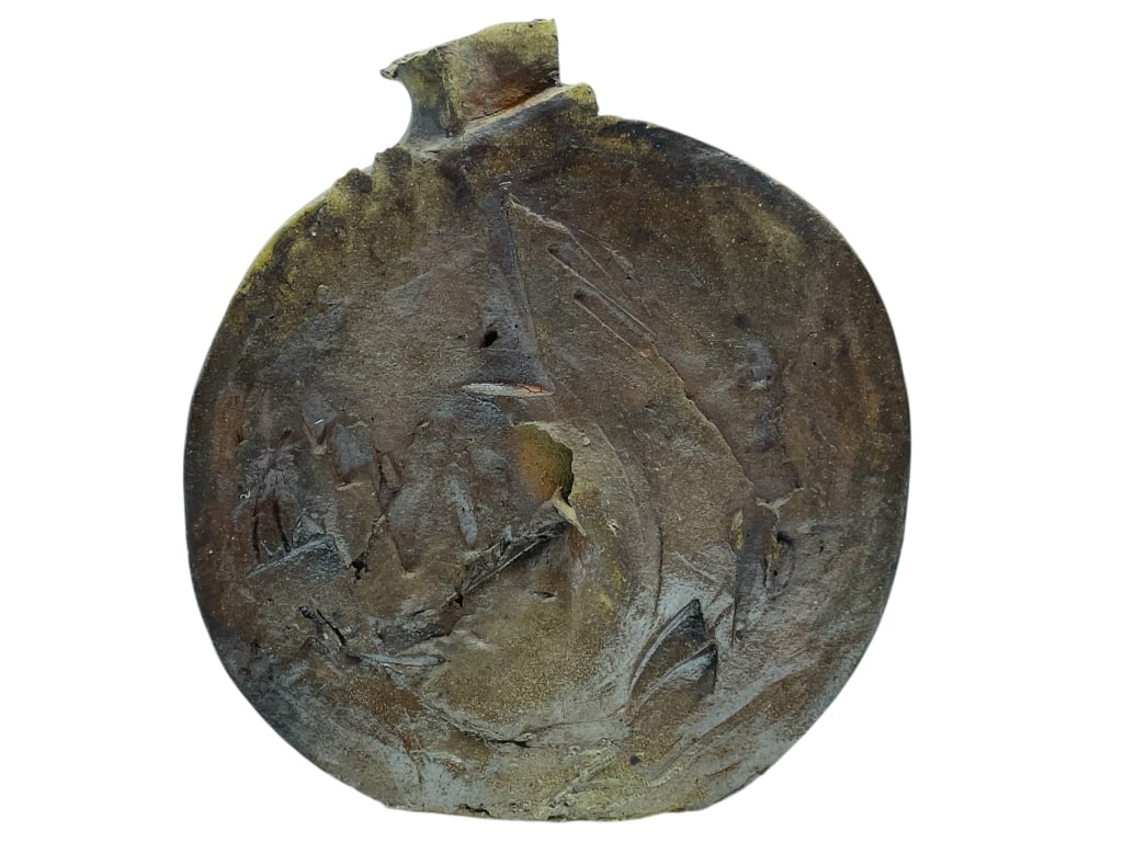 ABSTRACT STUDIO ART POTTERY FLASK VASE 12": ABSTRACT STUDIO ART POTTERY FLASK VASE 12" -VERY GOOD PRE OWNED CONDITION -APPROX 10" X 2.5" X 10.75" -UNIQUE HAND-CRAFTED STUDIO POTTERY FLASK VASE WITH ABSTRACT RELIEF CARVING AND NATURALISTIC EARTH