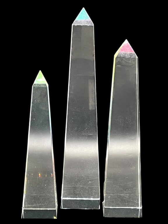 THREE MODERNIST LUCITE OBELISKS (1 of 6)