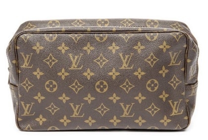 LOUIS VUITTON GM MONOGRAM CANVAS TOILETRY POUCH