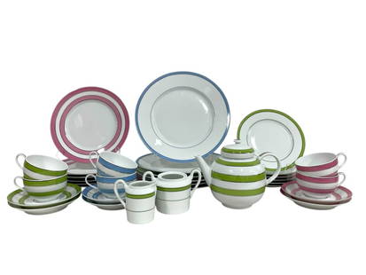 RAYNAUD LIMOGES 'TRANSAT' DINNER SET 33 PCS: RAYNAUD LIMOGES 'TRANSAT' DINNER SET 33 PCS_x005F -VERY GOOD PRE OWNED CONDITION_x005F -SET INCLUDES 33 PIECES: _x005F 6 TEACUPS 2.25" X 4.5"_x005F 6 SAUCERS 6"_x005F 1 TEAPOT 6.25" X 7"_x005F 1 CREAM