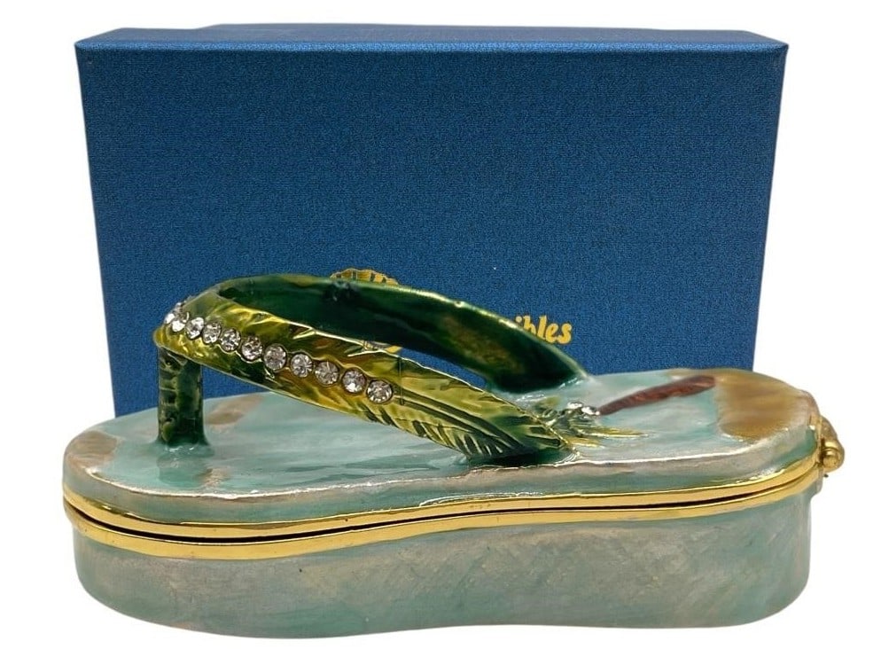 NEW JAY STRONGWATER STYLE FLIP FLOP TRINKET BOX: NEW! JAY STRONGWATER STYLE JEWELED ENAMEL COASTAL FLIP FLOP TRINKET BOX_x005F -NEW IN BOX_x005F -DP121124_x005F _x005F ***Please note that due to limited storage space, all items must be picked up wit