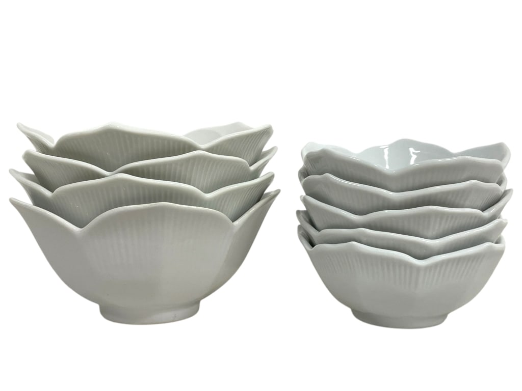 9 PORCELAIN PETAL-RIM BOWLS: 9 PORCELAIN PETAL-RIM BOWLS_x005F -VERY GOOD PRE OWNED CONDITION_x005F -5 SMALL BOWLS 4.75" MARKED CORDON BLEU_x005F -4 LARGER BOWLS 5.5" UNMARKED_x005F -ELEGANT LOTUS OR FLORAL-SHAPED FORM WITH VERTI
