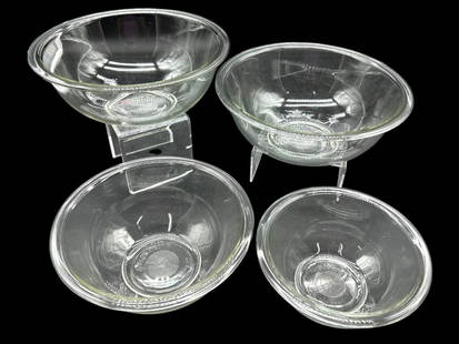 SET OF 4 PYREX GLASS MIXING BOWLS: SET OF 4 PYREX GLASS MIXING BOWLS_x005F -VERY GOOD PRE-OWNED CONDITION _x005F -APPROX. 4"_x005F -CLASSIC SET OF 4 PYREX GLASS MIXING OR BAKEWARE BOWLS, KNOWN FOR THEIR DURABILITY AND HEAT RESISTANCE.