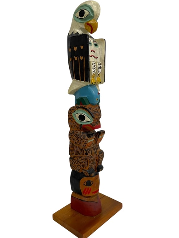 HAND-CARVED PACIFIC NORTHWEST TOTEM POLE 27" (1 of 9)
