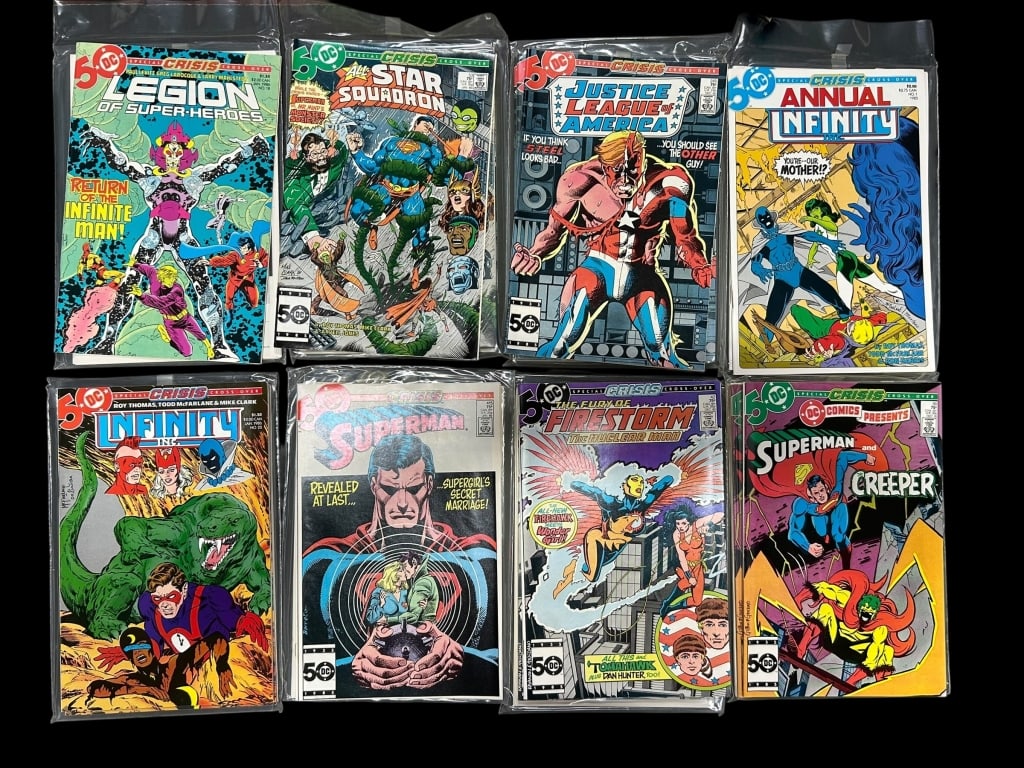 COMIC BOOK BATCH 5 - SPECIAL CRISIS CROSS-OVER (1 of 3)