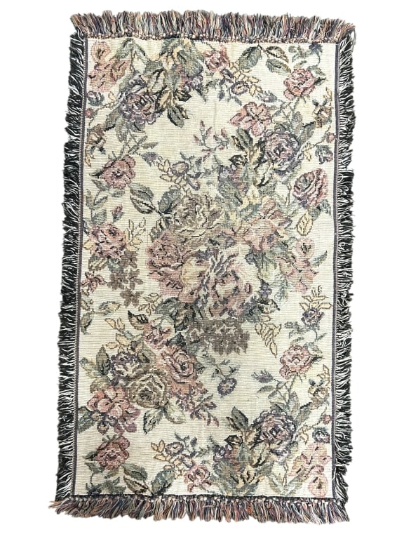 RUSTIC FLORAL RUG: RUSTIC FLORAL RUG -VERY GOOD PRE-OWNED CONDITION -APPROX. 47"x27" -ADD A TOUCH OF ROMANTIC COUNTRY ELEGANCE TO YOUR SPACE WITH THIS BEAUTIFUL VINTAGE RUG. FEATURING A FLORAL PATTERN IN MUTED ROSE, GRE