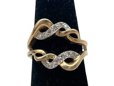 14K GOLD AND DIAMOND GUARD RING SZ 6.75
