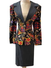 BAROQUE-INSPIRED BLAZER AND SKIRT SUIT