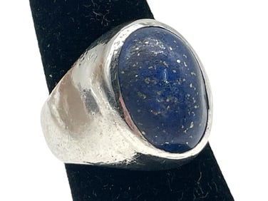 SILVER AND LAPIS STYLE STATEMENT RING SZ 4