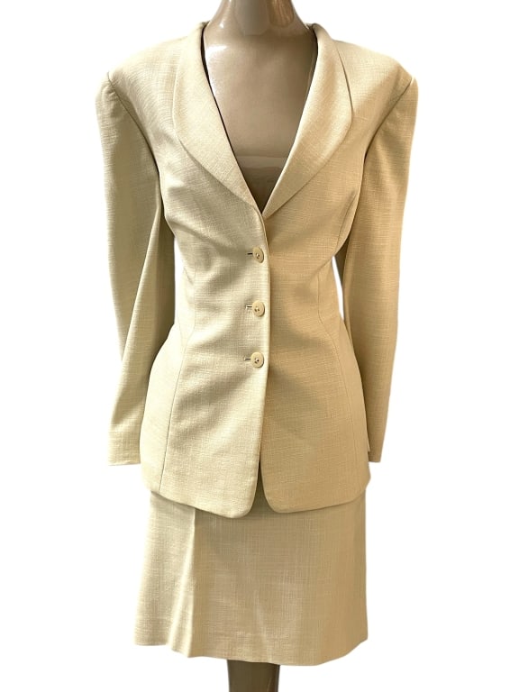 ESCADA WOMENS CREAM JACKET & SKIRT SZ 44/42 (1 of 4)