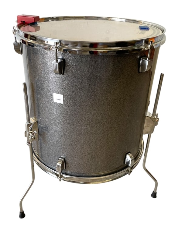 LUDWIG FLOOR TOM DRUM WITH LEGS (1 of 5)