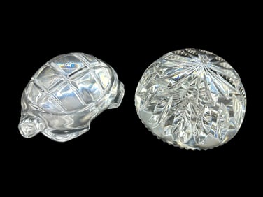 TWO MINI CRYSTAL SCULPTURES