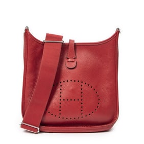 HERMÈS EVELYN PM SHOULDER BAG IN RED CLEMENCE LEA