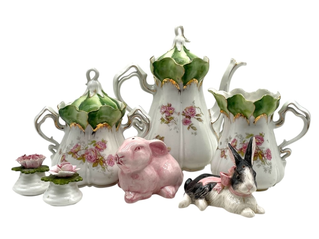 ASSORTED GROUP OF DECORATIVE PORCELAIN ITEMS (1 of 6)