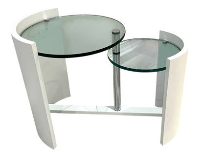 CONTEMPORARY TWO-TIER SIDE TABLE WITH GLASS TOPS: CONTEMPORARY TWO-TIER SIDE TABLE WITH GLASS TOPS – STYLISH MODERN SIDE OR ACCENT TABLE WITH WHITE SEMI-CIRCULAR ENDS AND A CHROME SUPPORT COLUMN, FEATURING TWO CIRCULAR GLASS SURFACES OF DIFFERENT H