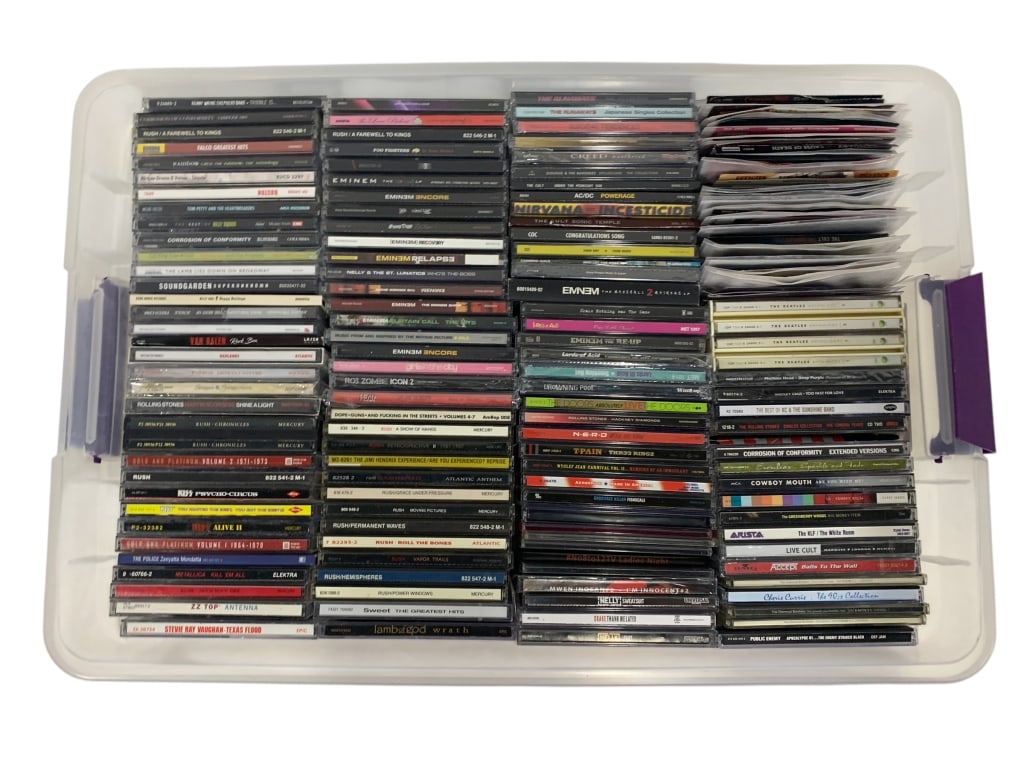 COLLECTION OF 130+ CDS (1 of 10)