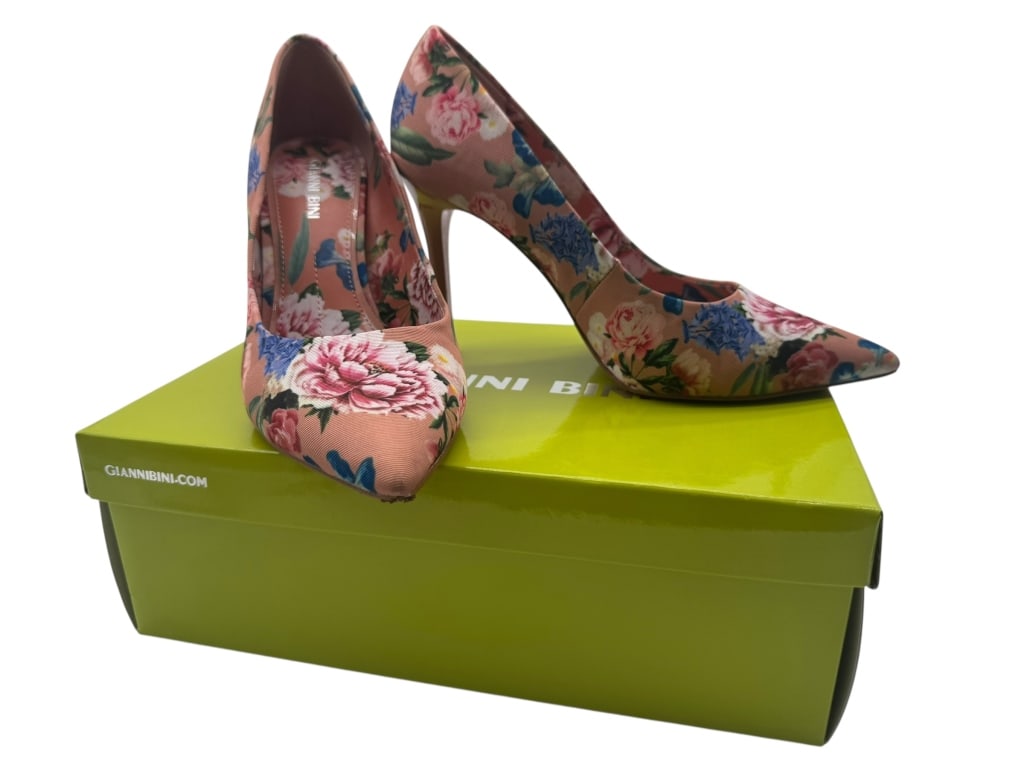 GIANNI BINI FLORAL PRINT POINTED TOES SZ 7 (1 of 4)