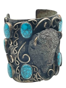STERLING AND TURQUOISE CUFF BRACELET 181.2G