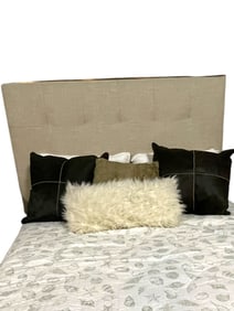 NEUTRAL UPHOLSTERED BED W HEADBOARD FOOTBOARD 60"