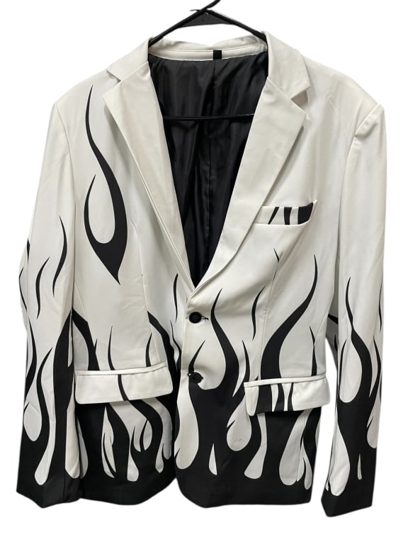 MEN'S WHITE BLAZER WITH BLACK FLAME GRAPHIC DESIGN: MEN'S WHITE BLAZER WITH BLACK FLAME GRAPHIC DESIGN SIZE LARGE -GOOD PRE OWNED CONDITION, SOME STAINS (SEE PHOTOS) -SIZE LARGE -FEATURES TWO-BUTTON FRONT CLOSURE, NOTCHED LAPEL, BLACK LINING, AND THREE