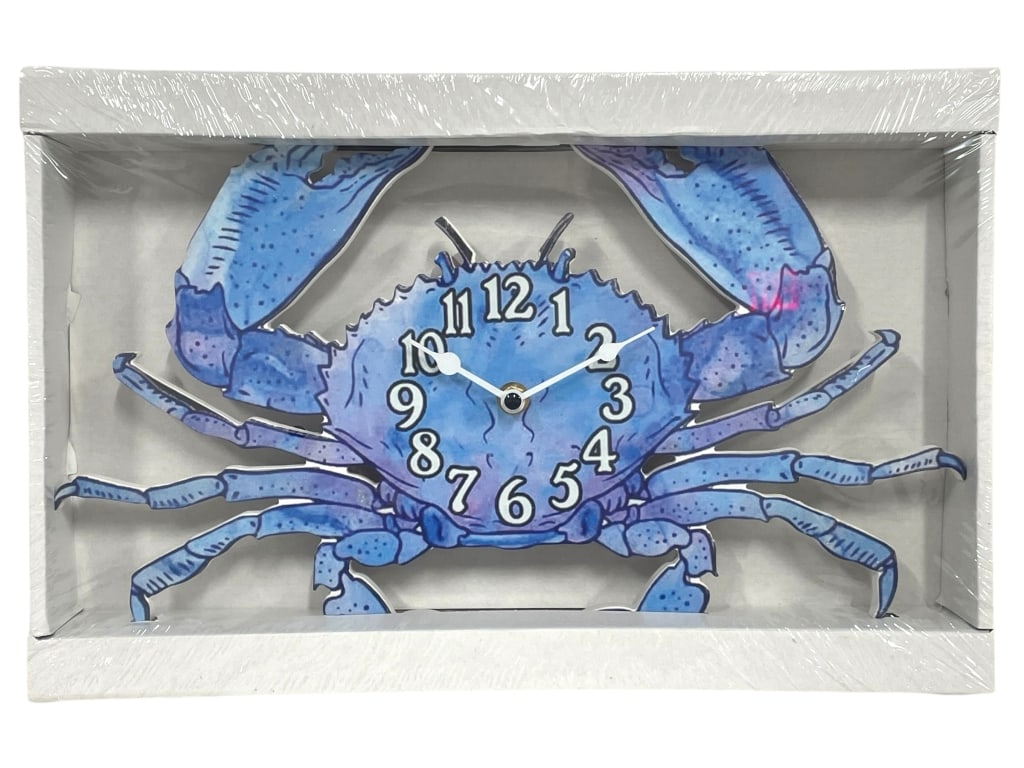 NEW COASTAL BLUE CRAB WALL CLOCK IN BOX (1 of 4)