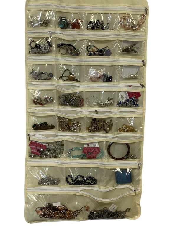 ASSORTED LOT OF VINTAGE AND COSTUME JEWELRY (1 of 6)