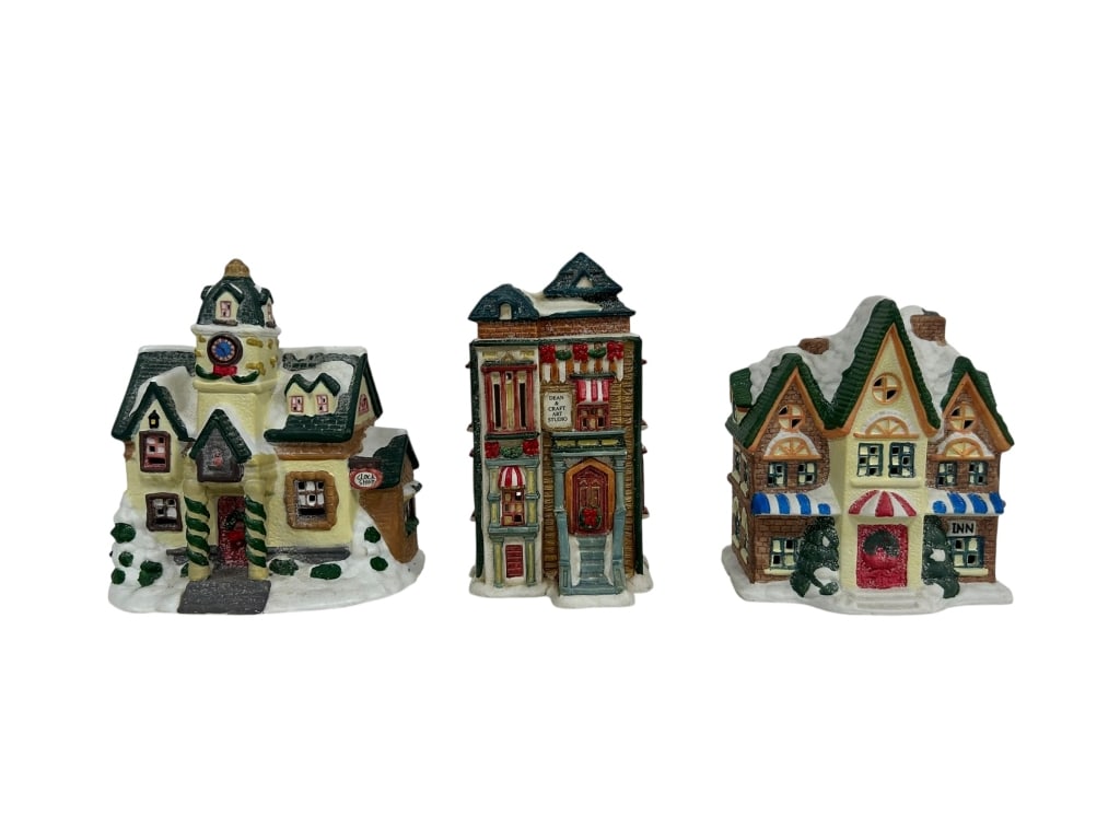 SET OF 3 FESTIVE HOLIDAY VILLAGE BUILDINGS (1 of 11)