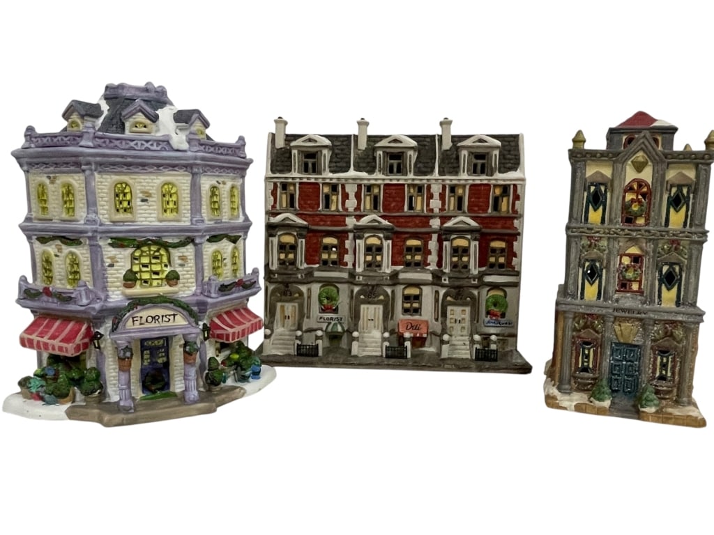 3 CHRISTMAS VILLAGE BUILDINGS INCL DEPT. 56 (1 of 10)