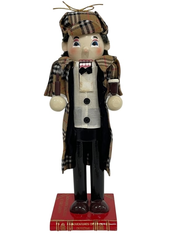 DETECTIVE WATSON STYLE  HOLIDAY WOODEN NUTCRACKER (1 of 5)