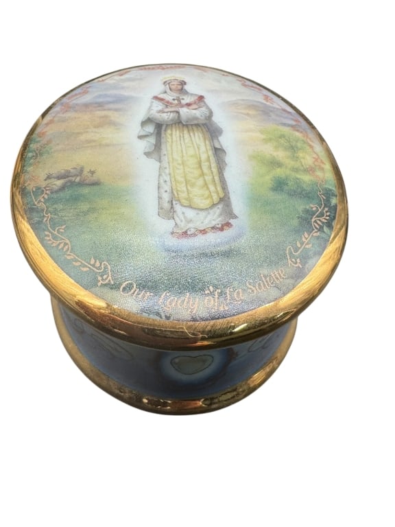 OUR LADY OF LA SALETTE MUSIC BOX: OUR LADY OF LA SALETTE MUSIC BOXARDLEIGH ELLIOTT PORCELAIN MUSIC BOX TITLED “OUR LADY OF LA SALETTE”, SEVENTH ISSUE IN THE VISIONS OF OUR LADY SERIES BY HECTOR GARRIDO. ISSUED IN 1995. THIS BE