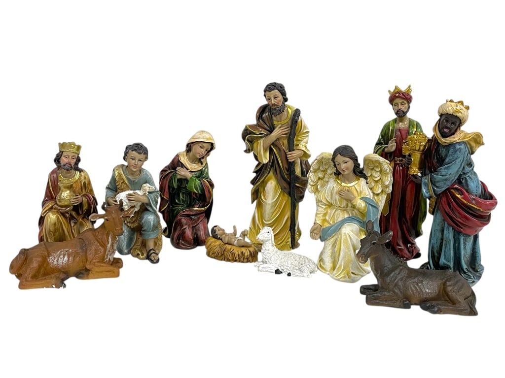 NATIVITY SCENE SET IN BOX (1 of 4)