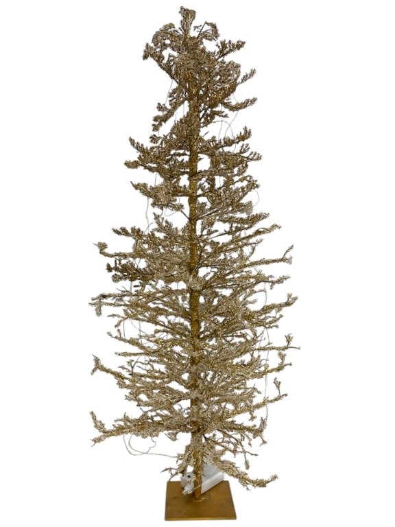 METAL AND BEADED PRE LIT TABLE TOP CHRISTMAS TREE (1 of 3)