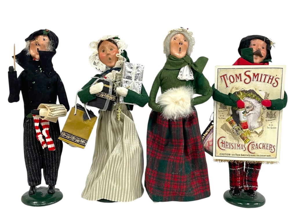 FOUR BYERS’ CHOICE CHRISTMAS CAROLER FIGURINES (1 of 4)