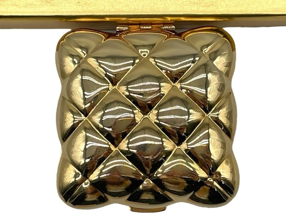 NIB ESTEE LAUDER GOLDEN QUILT COMPACT: NIB ESTEE LAUDER GOLDEN QUILT COMPACT_x005F -NIB_x005F -GOLDEN QUILT COMPACT LUCIDITY, TRANSLUCENT PRESSED POWDER_x005F -APPROX 2.25"_x005F -JA 111324 / 082125_x005F _x005F _x005F _x005F _x005F _x005F