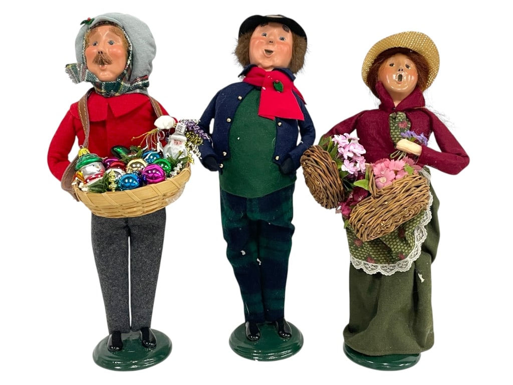 SET OF THREE BYERS' CHOICE CAROLER FIGURINES (1 of 4)